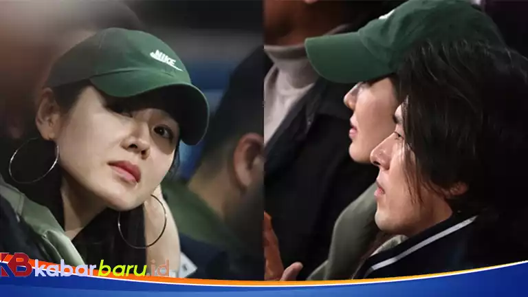 Kebersamaan Hyun Bin Son Ye Jin Gong Yoo Lee Dong Wook di Pertandingan Baseball